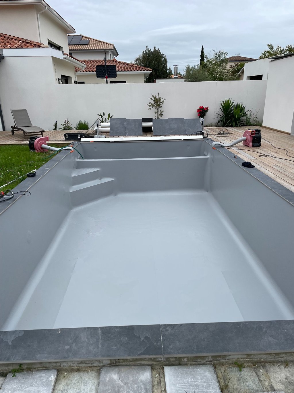 Pose de liner gris en Nouvelle Aquitaine, rénovation