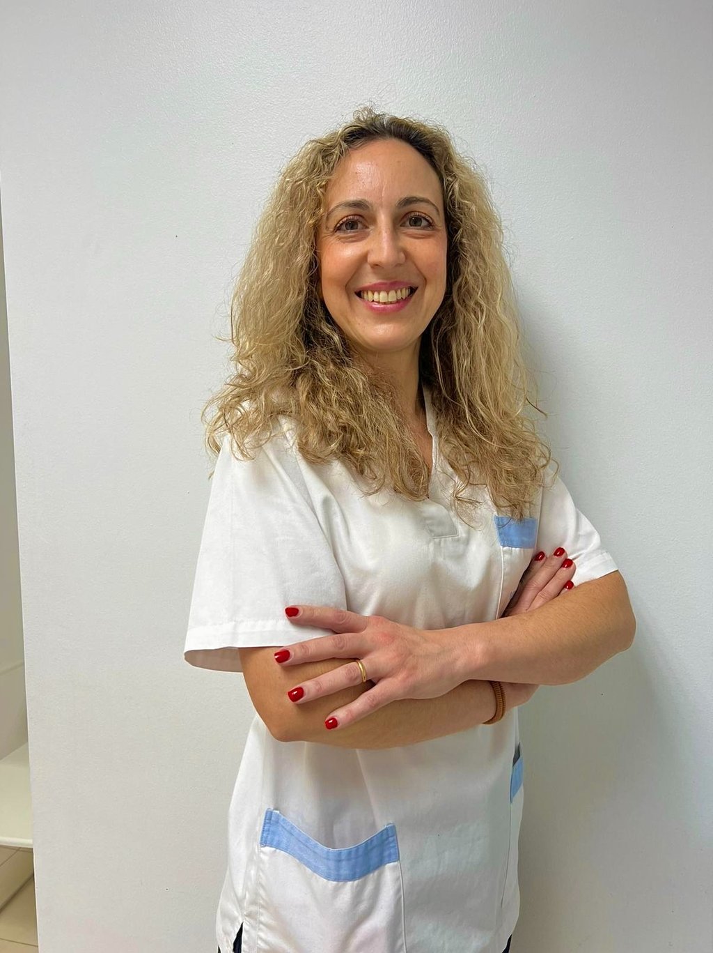 Dra. Ana da Ponte, especialista em Facetas dentárias em Setúbal.