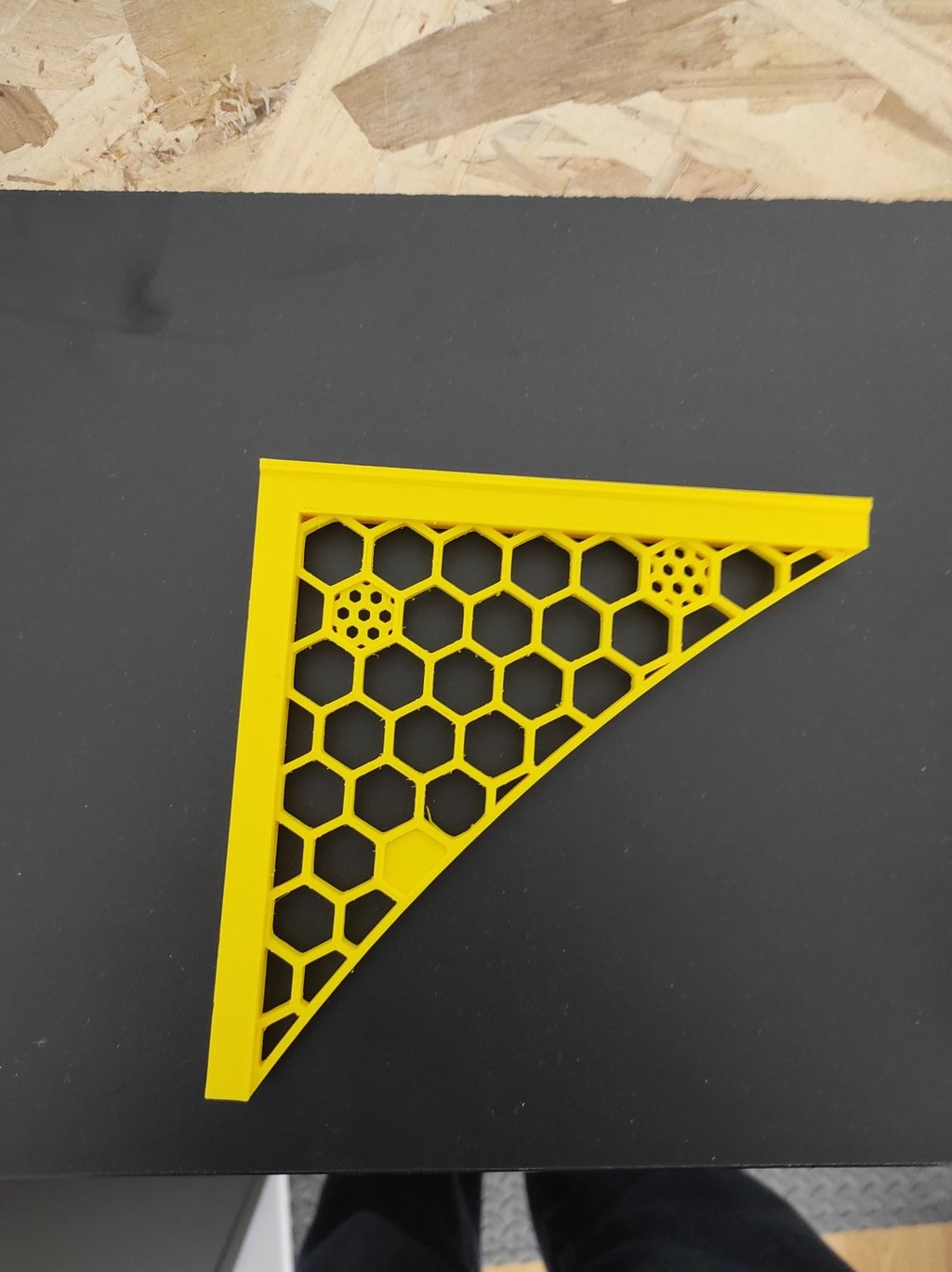 Equerre pour étagère en impression 3D