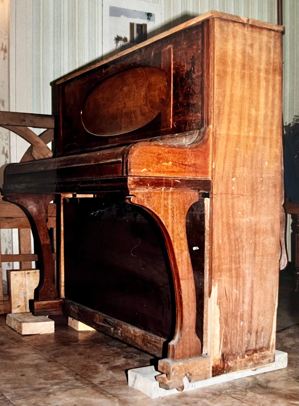 Réparation piano droit