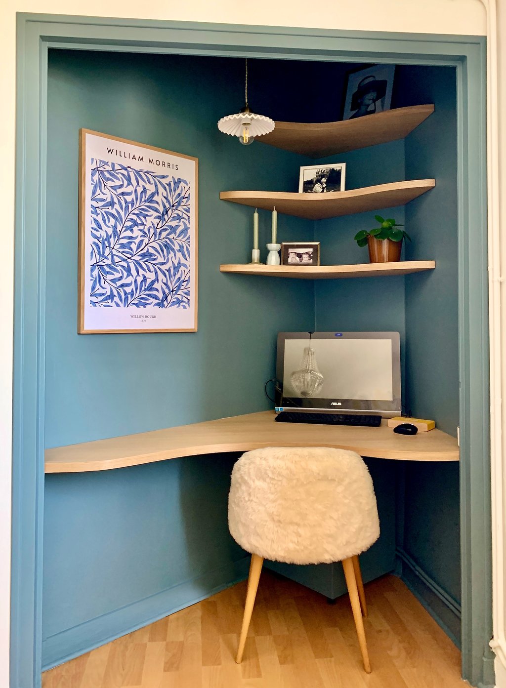 aménagement d'un coin bureau dans une chambre parentale 