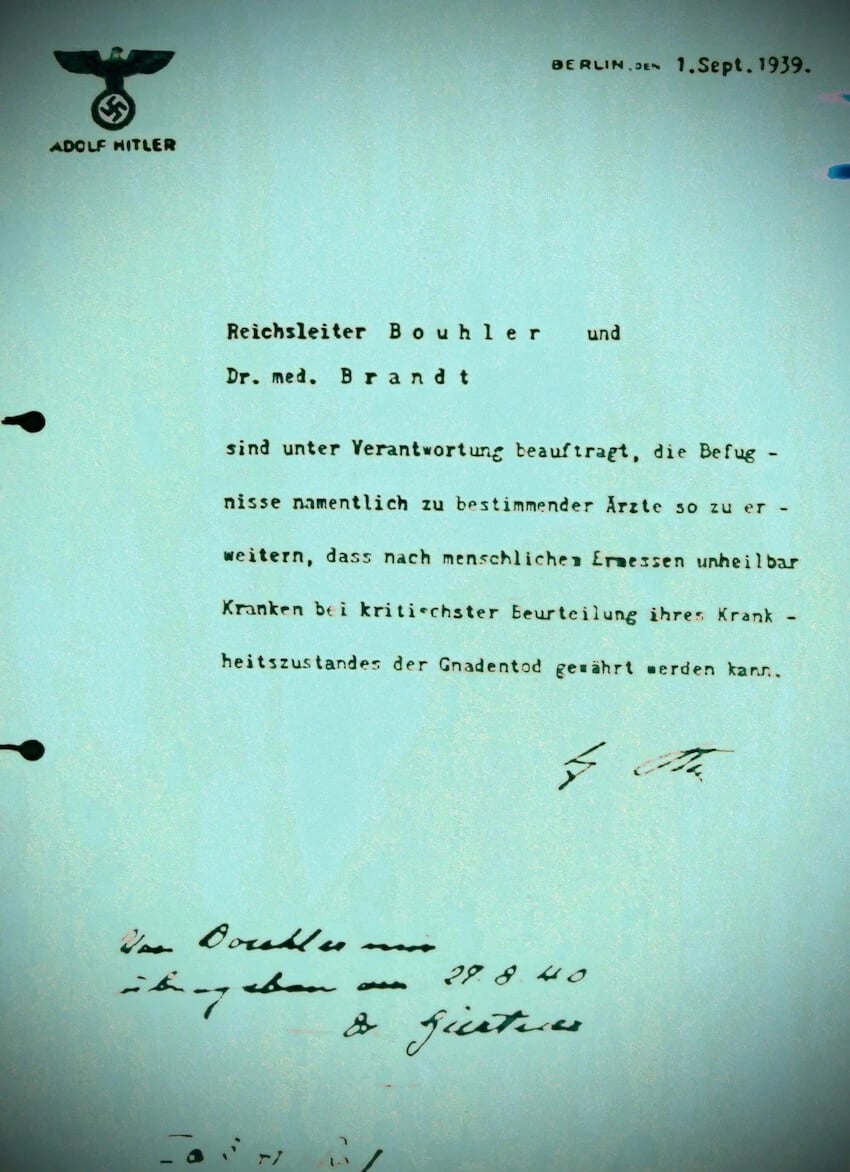 Dette dokumentet, datert 1. september 1939, utgjør en direkte fullmakt fra den øverste politiske led
