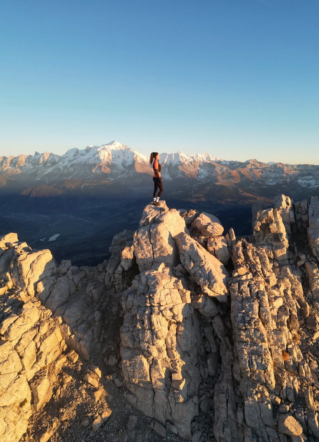 Prise de vue aérienne par drone dans les Alpes – Montagne en Drone