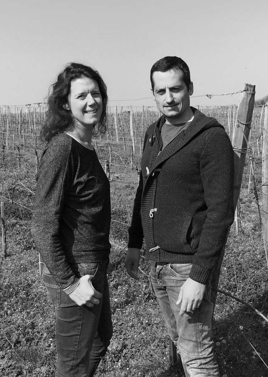 Catherine et Jérôme dans leur vigne