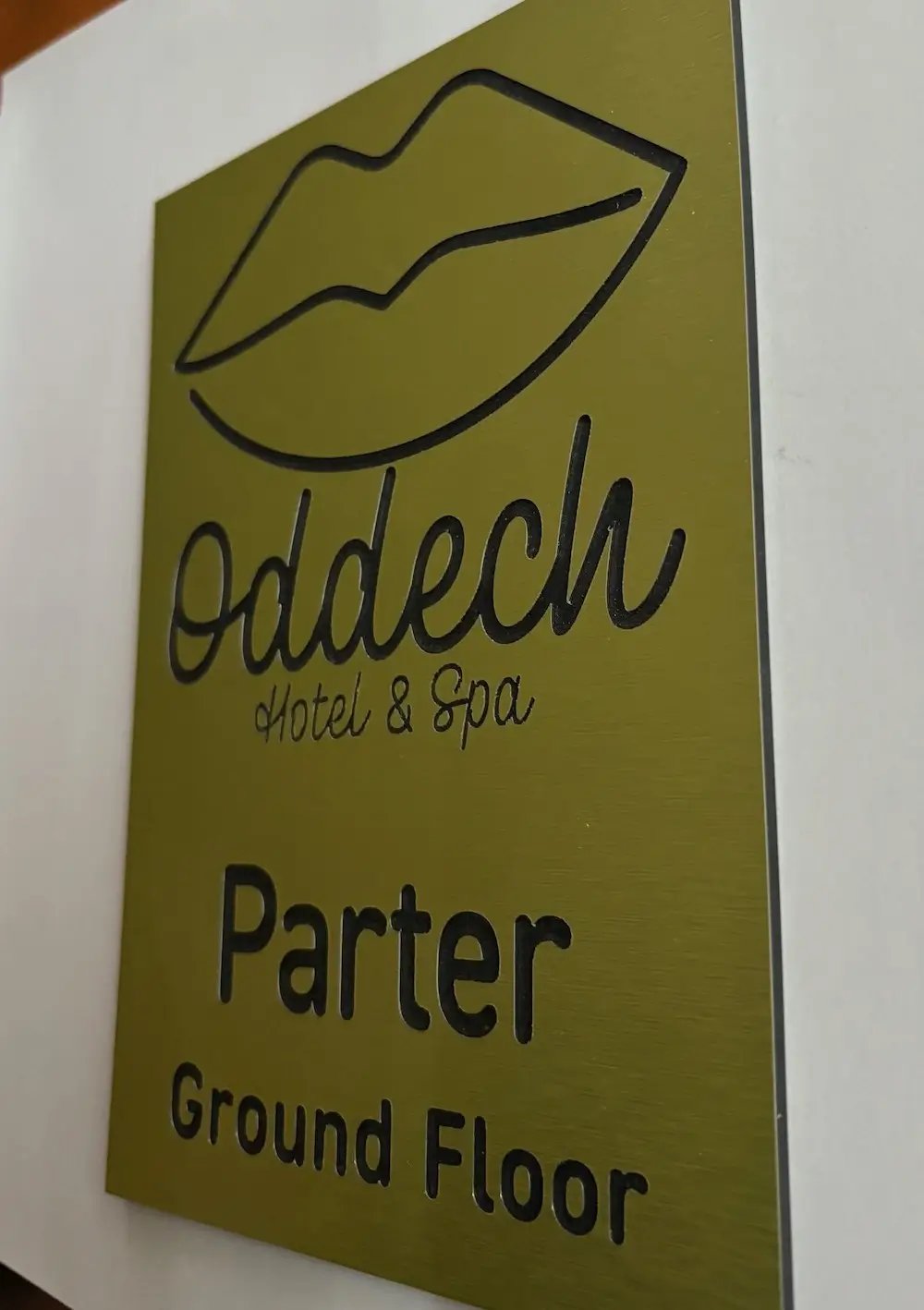 Aliuminio graviravimas lazeriu Vilniuje