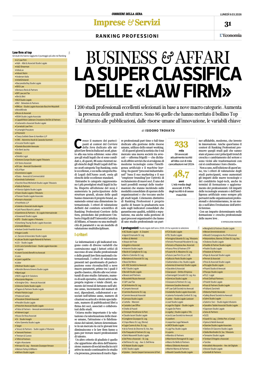 Corriere della Sera newspaper page featuring the Business and Affairs ranking of top law firms in Italy.