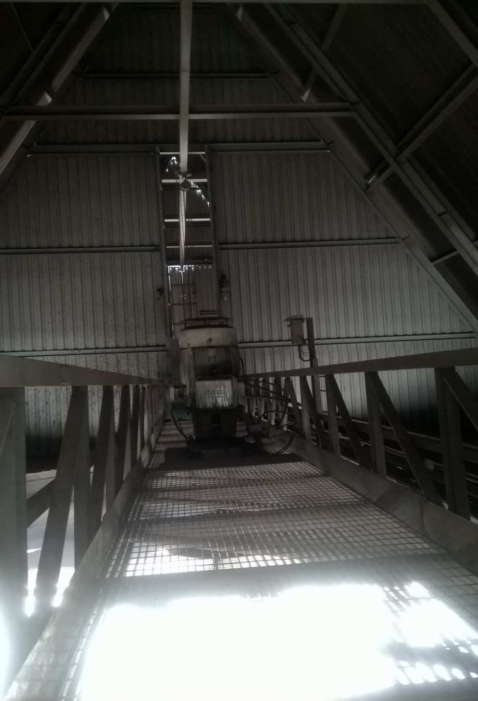 Structural Vibration Measurement and Mitigation, Bridge vibrations due to machines, heavy vibrations