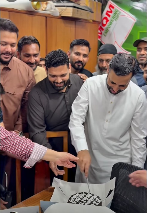 Nadir Qureshi MQM Mustafa Kamal meeting Eid Anees Qaimkhani news MQM Bahadurabad Center MQM digital 