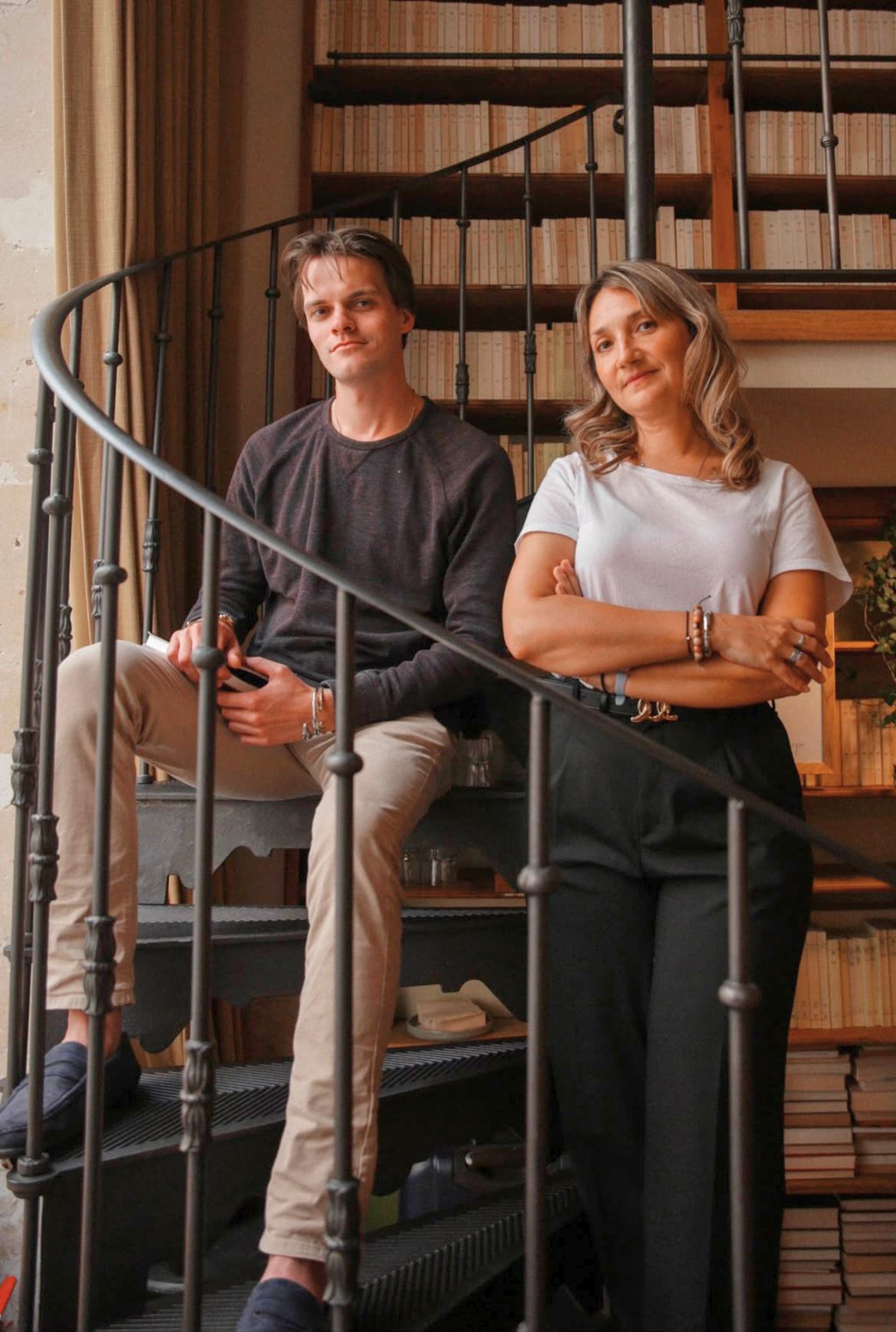 Nina et Romain, architectes d'intérieur et fondateurs de Nina Poma Studio.