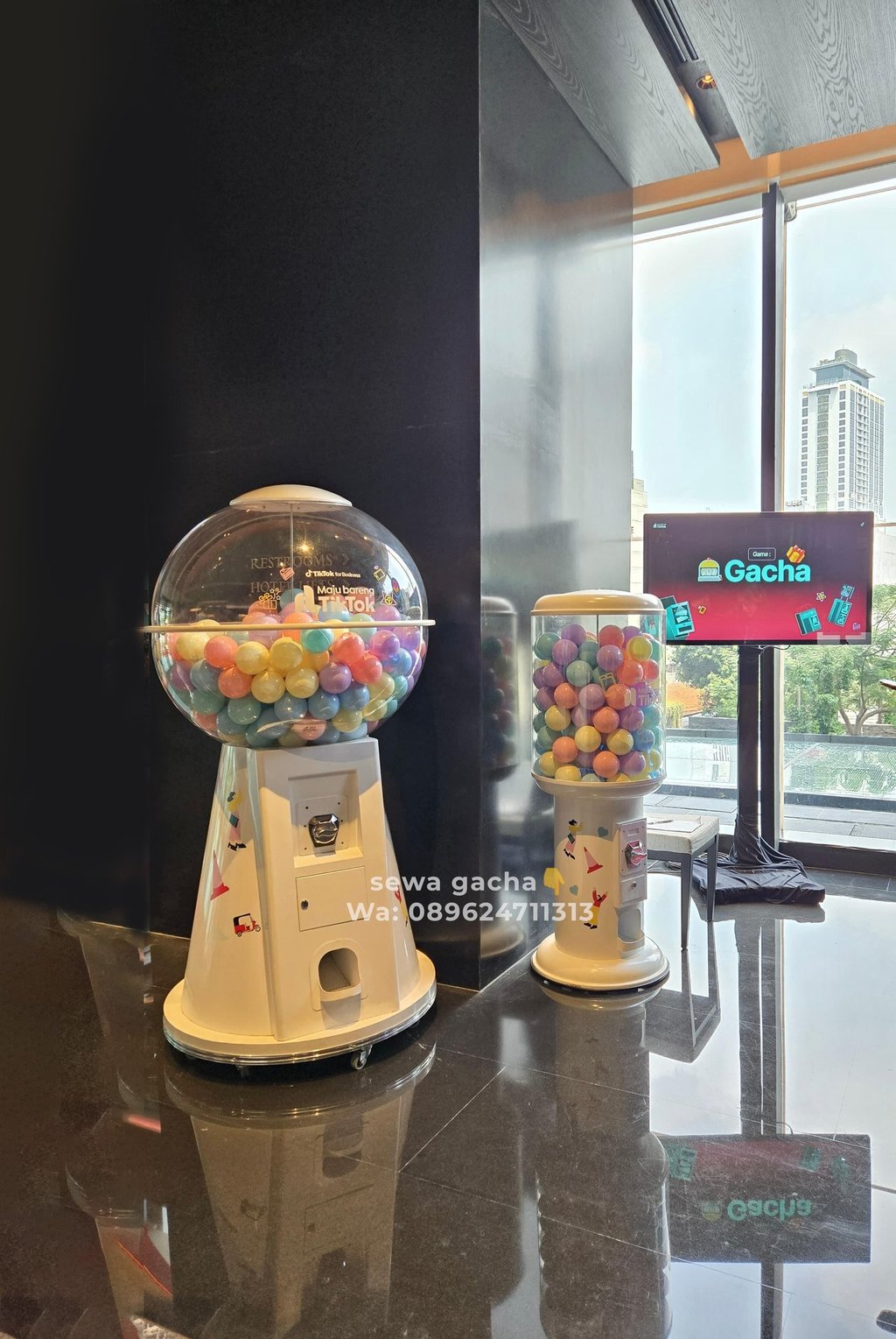 Jasa sewa jumbo gachapon / gacha / gashapon jumbo