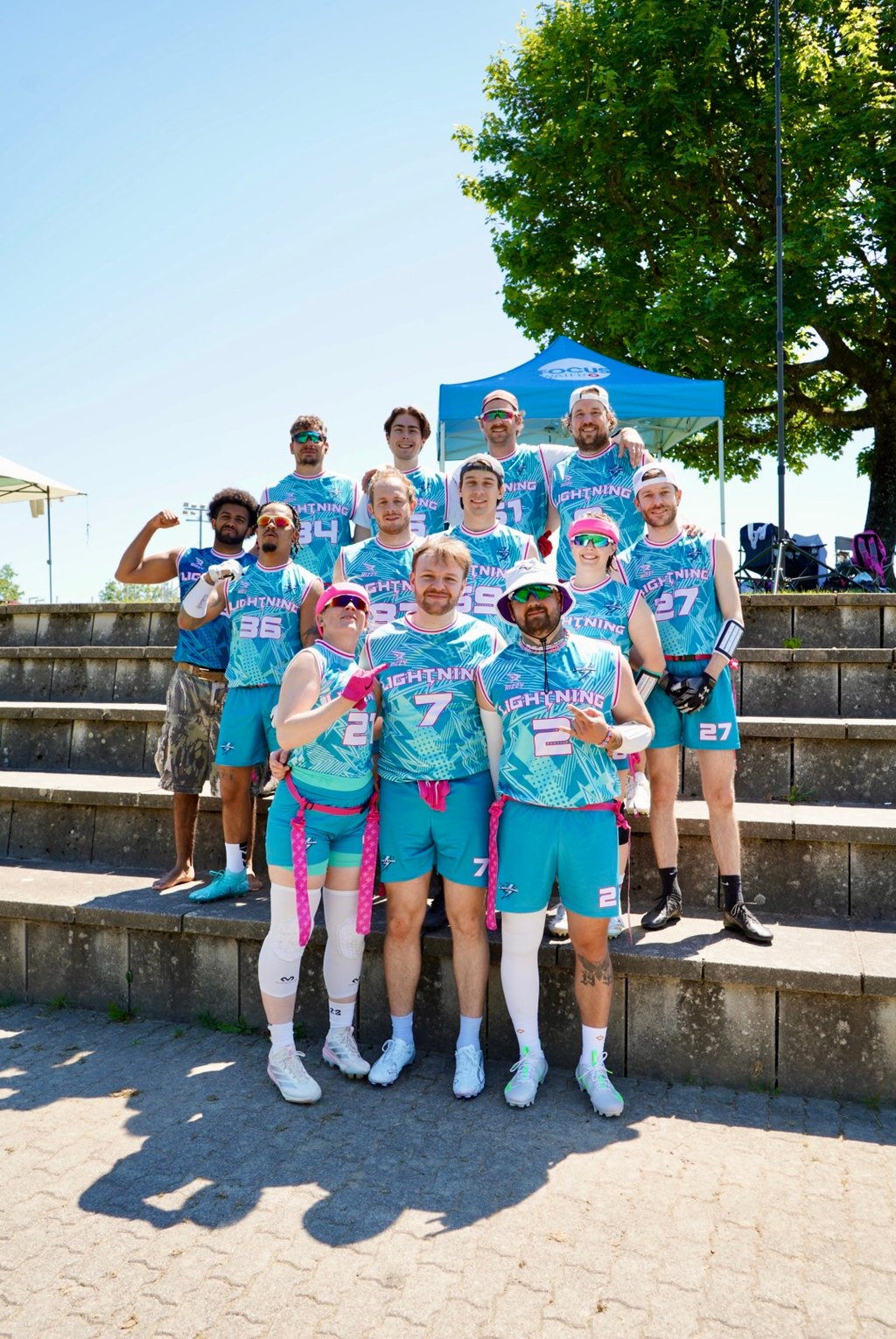 Flag Football Mixed Team des Vereins Limmat Lightning in Zürich – Gruppenbild des Teams