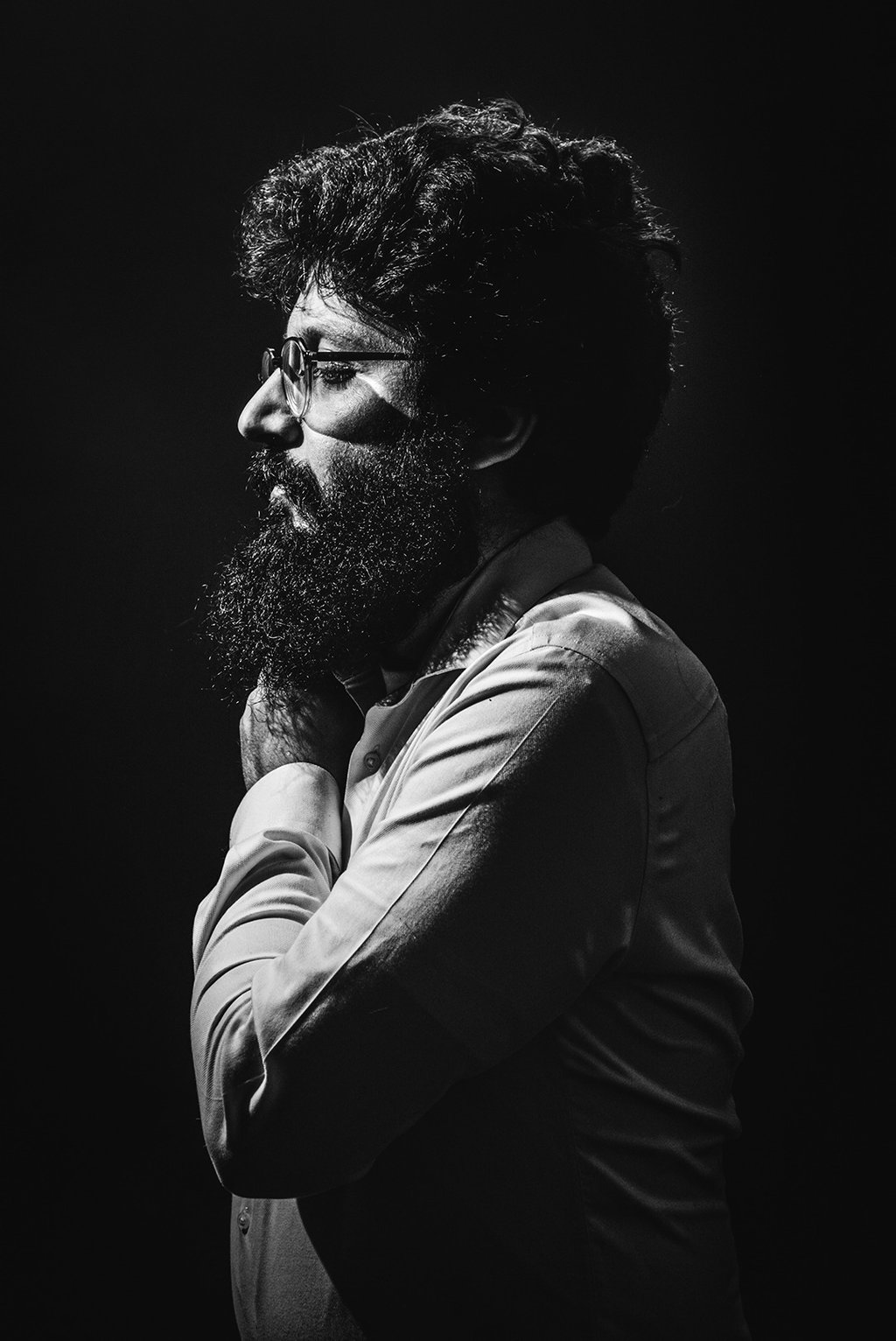 Photographe portrait à Pau nouvelle aquitaine,  noir et blanc de profil