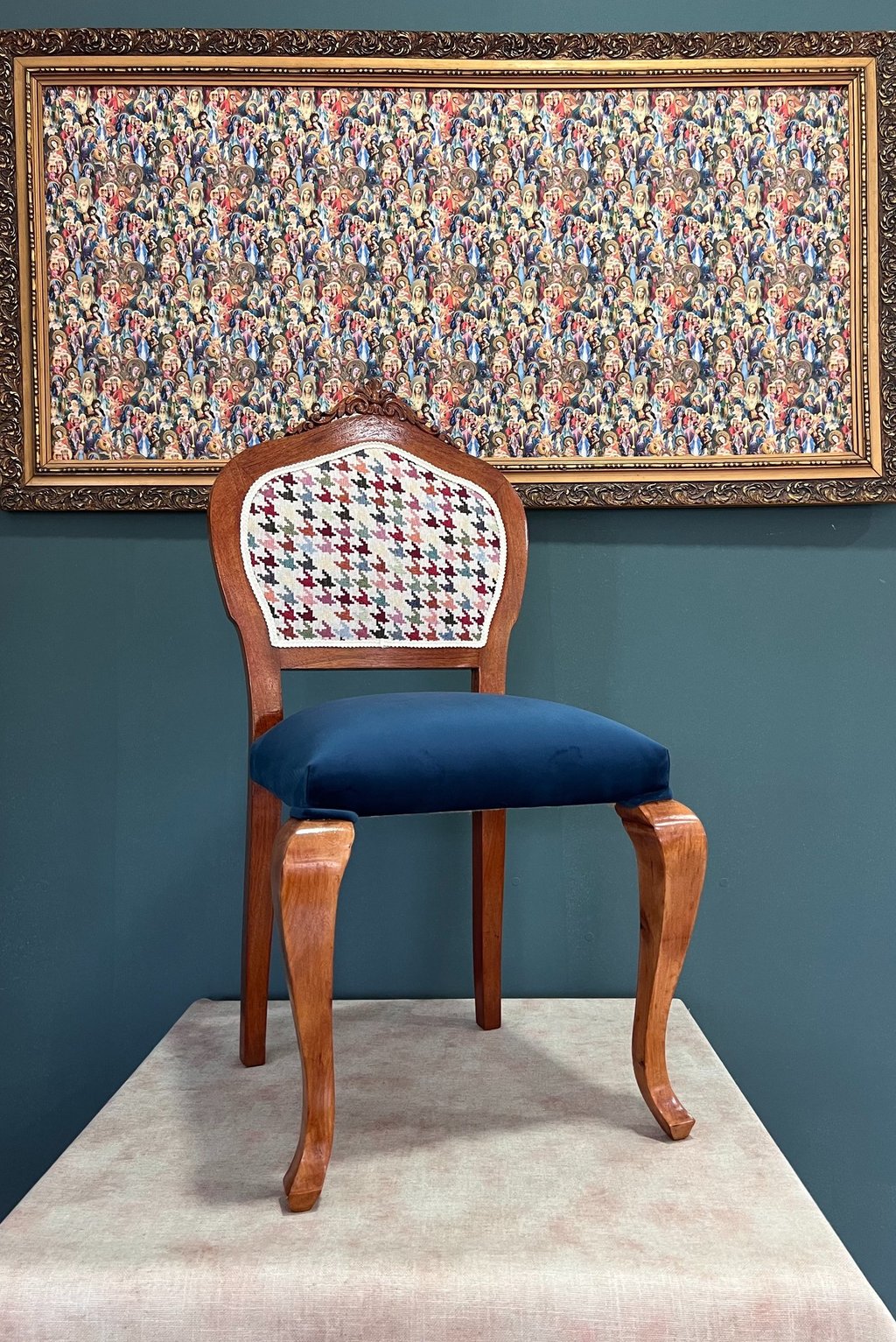 Restauración silla antigua madera y tapicería textil calidad y acabado premium - Tenerife Velvet Con