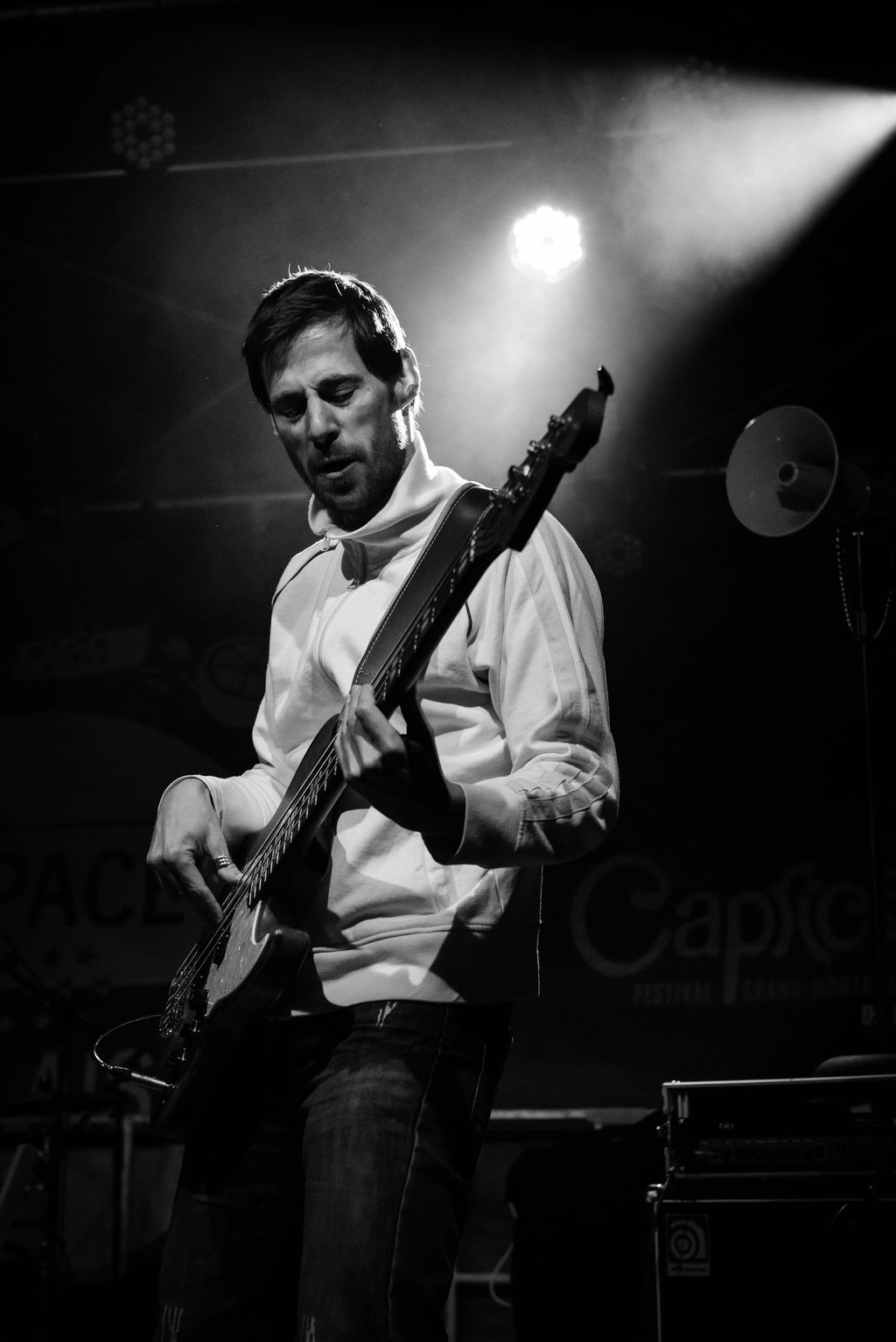 Fil Desmond, bassiste reggae, Hacienda Sierre (Valais)