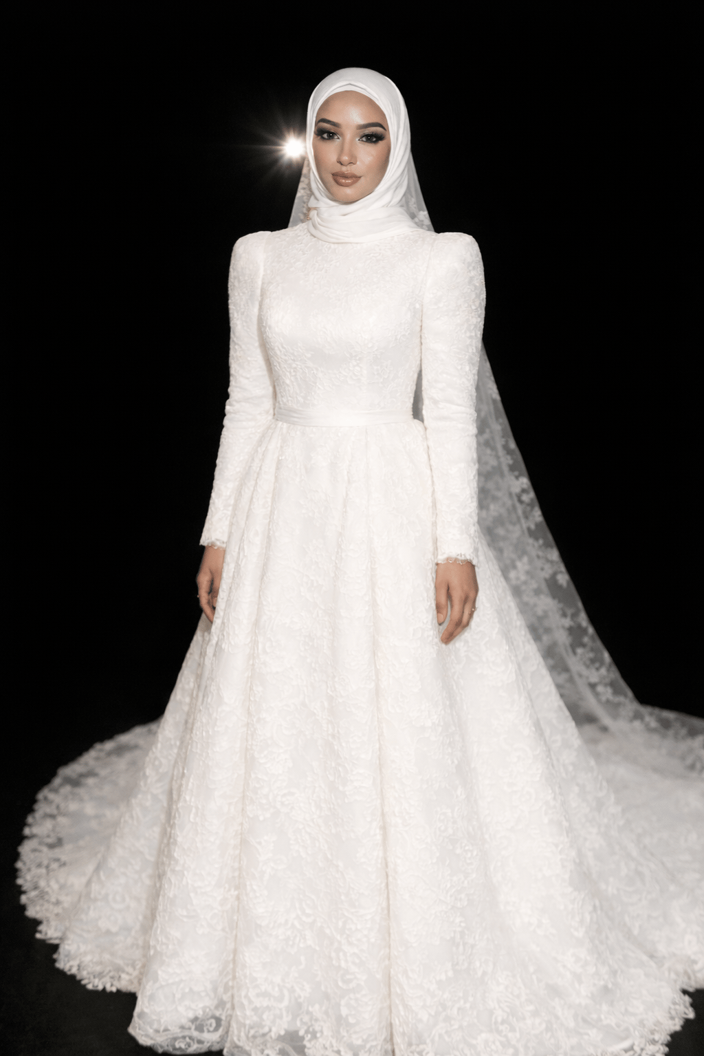 muslim wedding dress distinguée dentelle bridal laces broderie fleurs princesse hijab