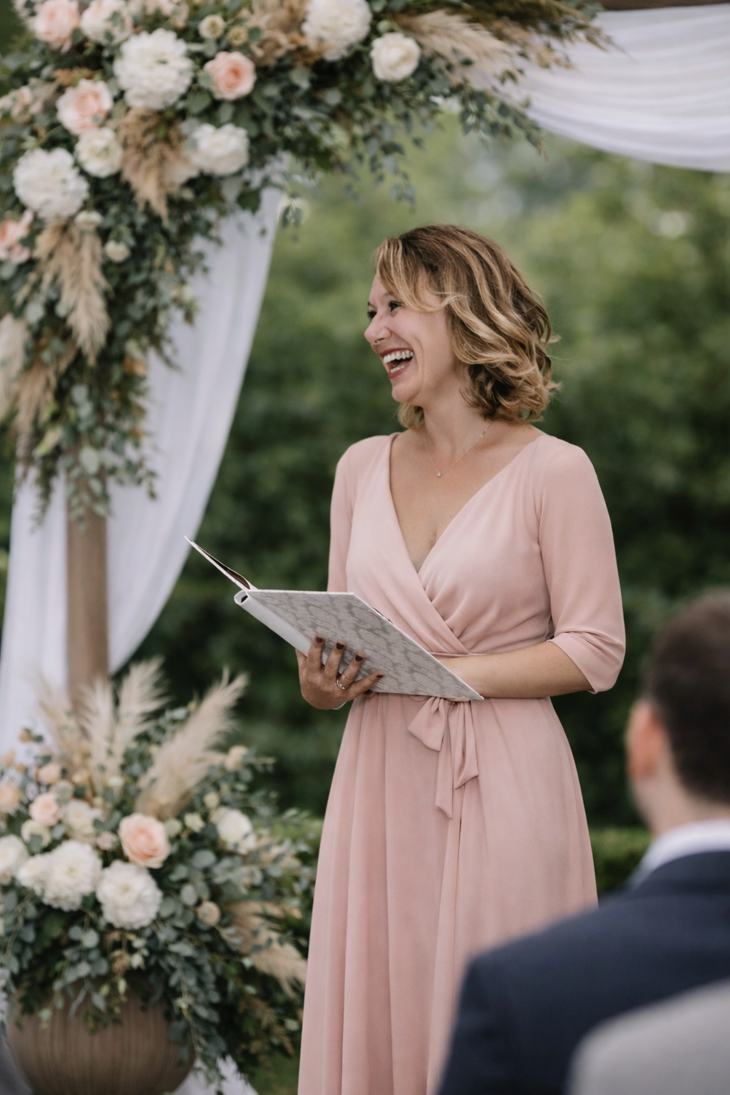 Katharina Leitgeb Traurednerin