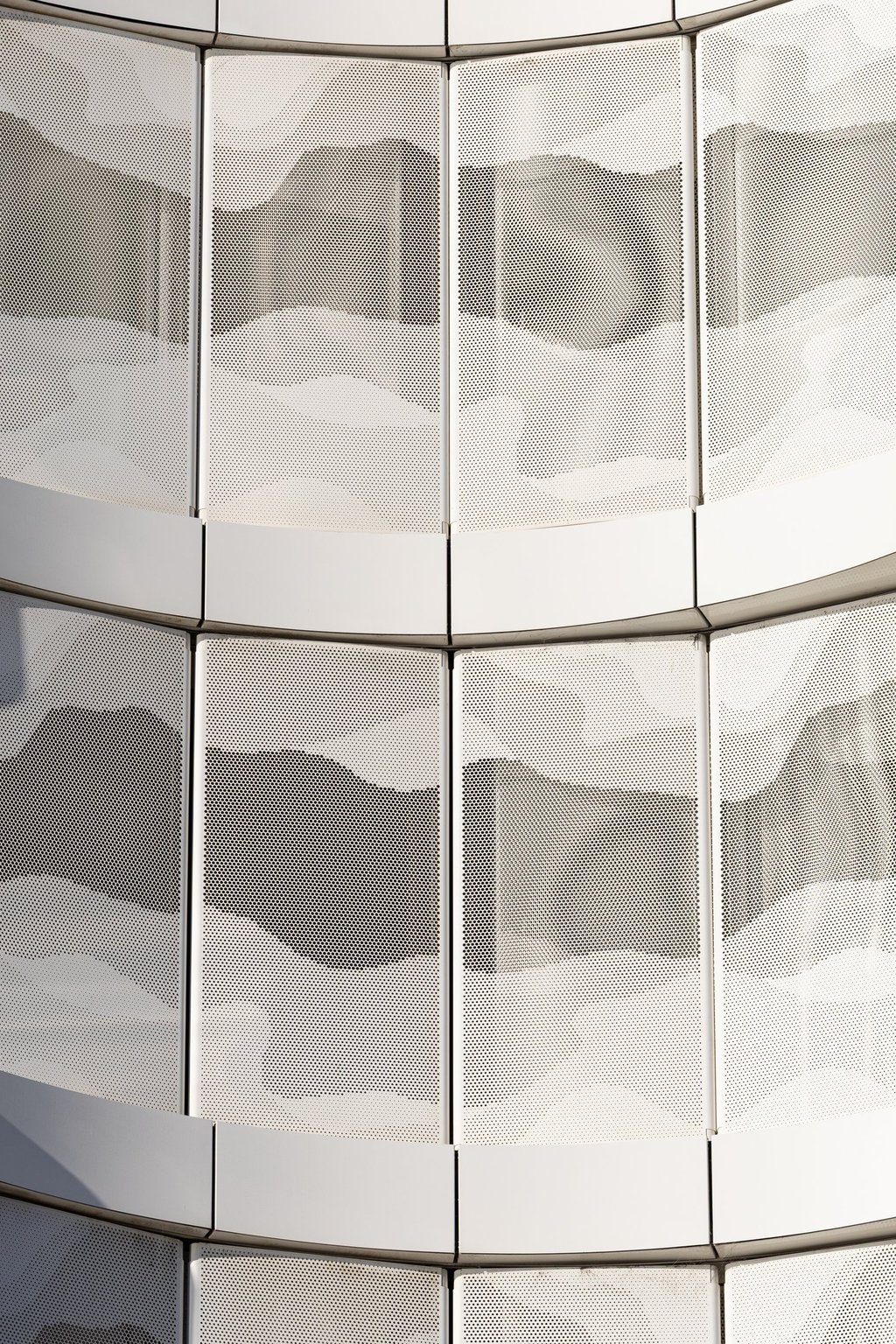 Motif architecture, façade d'immeuble, photo détaillée et symmétrie