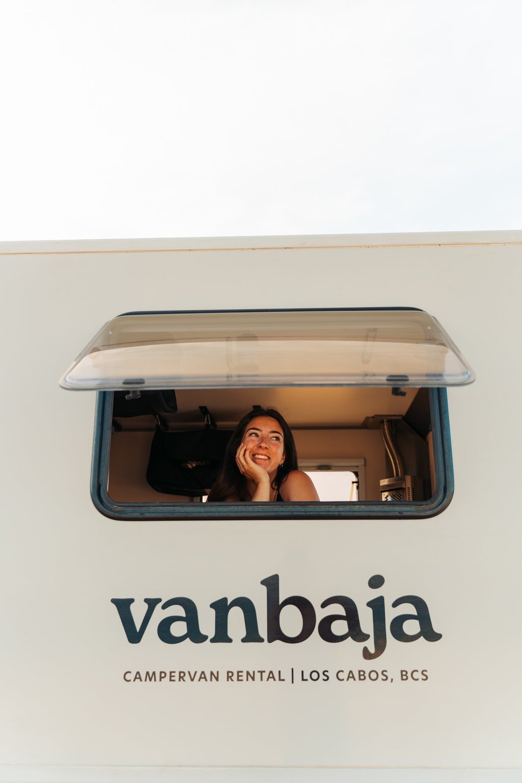 Van Baja Baja California - Studio Fauvve 