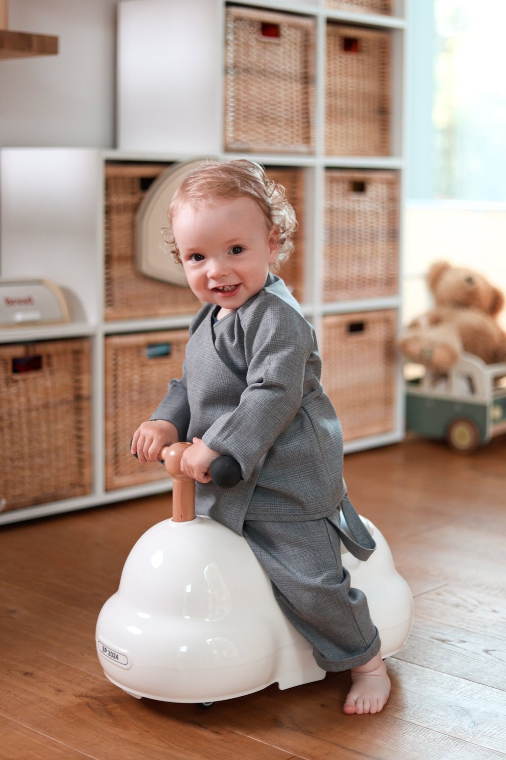 paspiriama masinele vaikams nuo 1 metu kokybiska stilinga minimalistine saugi 