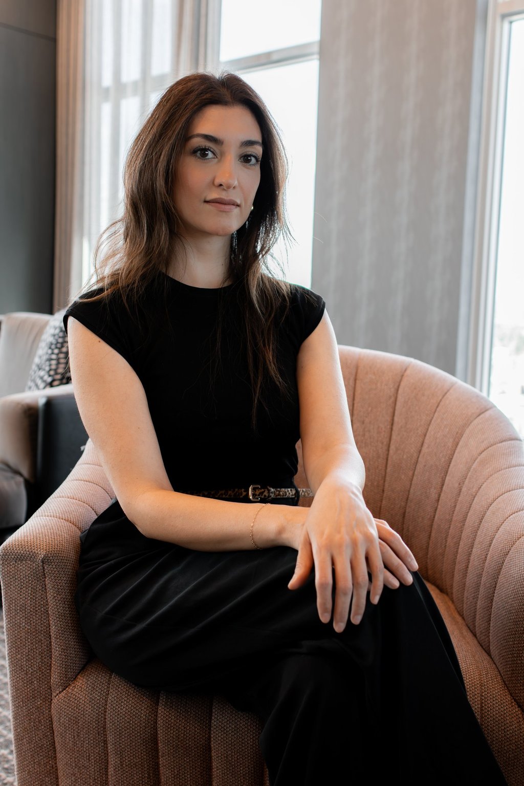 Jasmine Boloori, rdh, LuminouSmiles