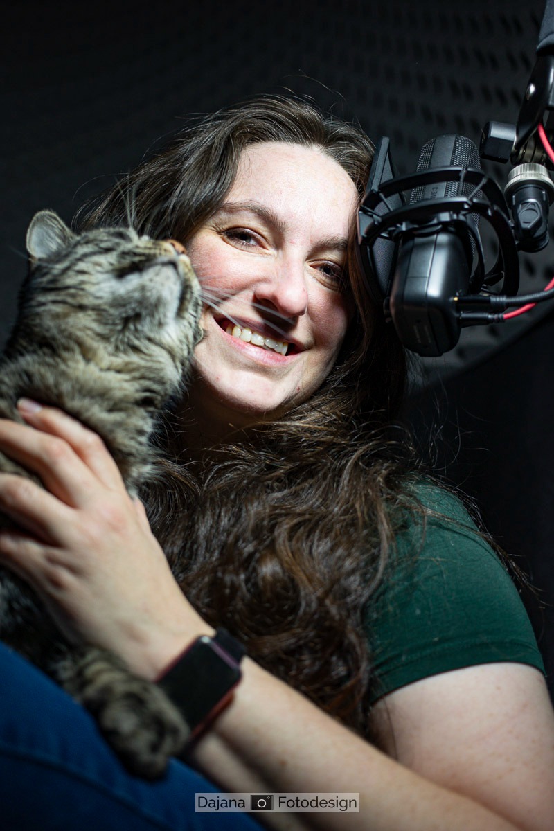 Die Drachenstimme liebt u.a. Katzen ;)