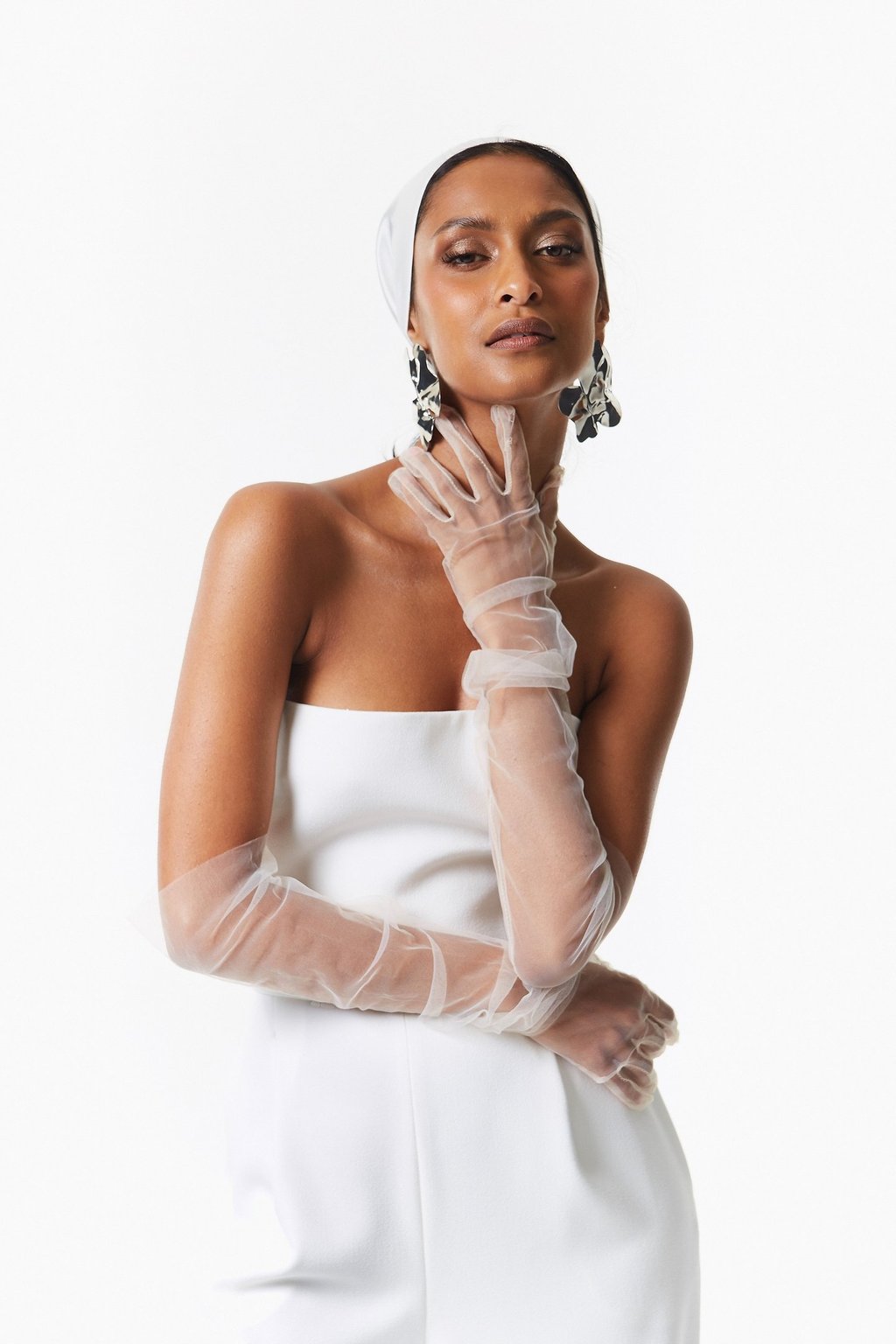 mannequin e-commerce haut de gamme en studio