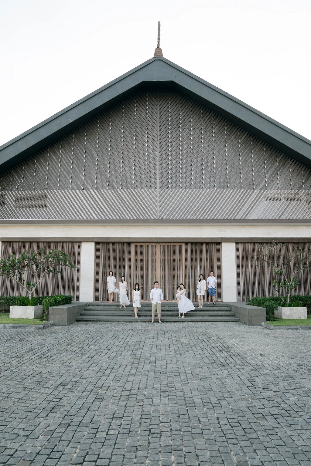 Stefy family portrait with modern architecture at Renaissance Uluwatu Bali