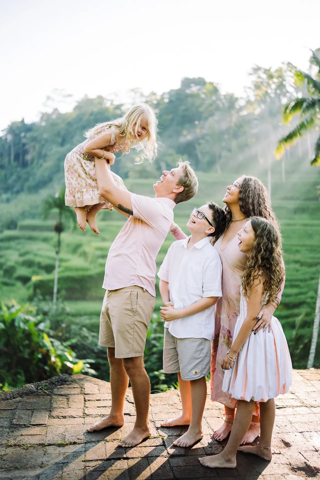 Family photography session in the rice fields of Tegalalang Bali
