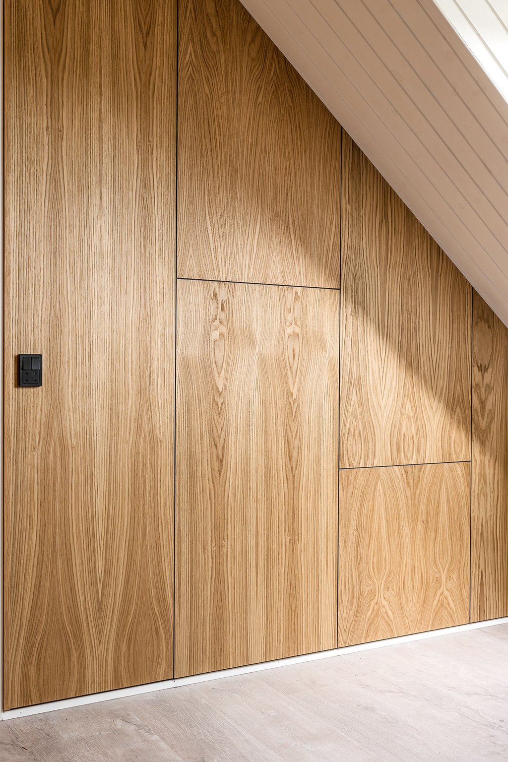 Faneruotos medžio plokštės interjerui