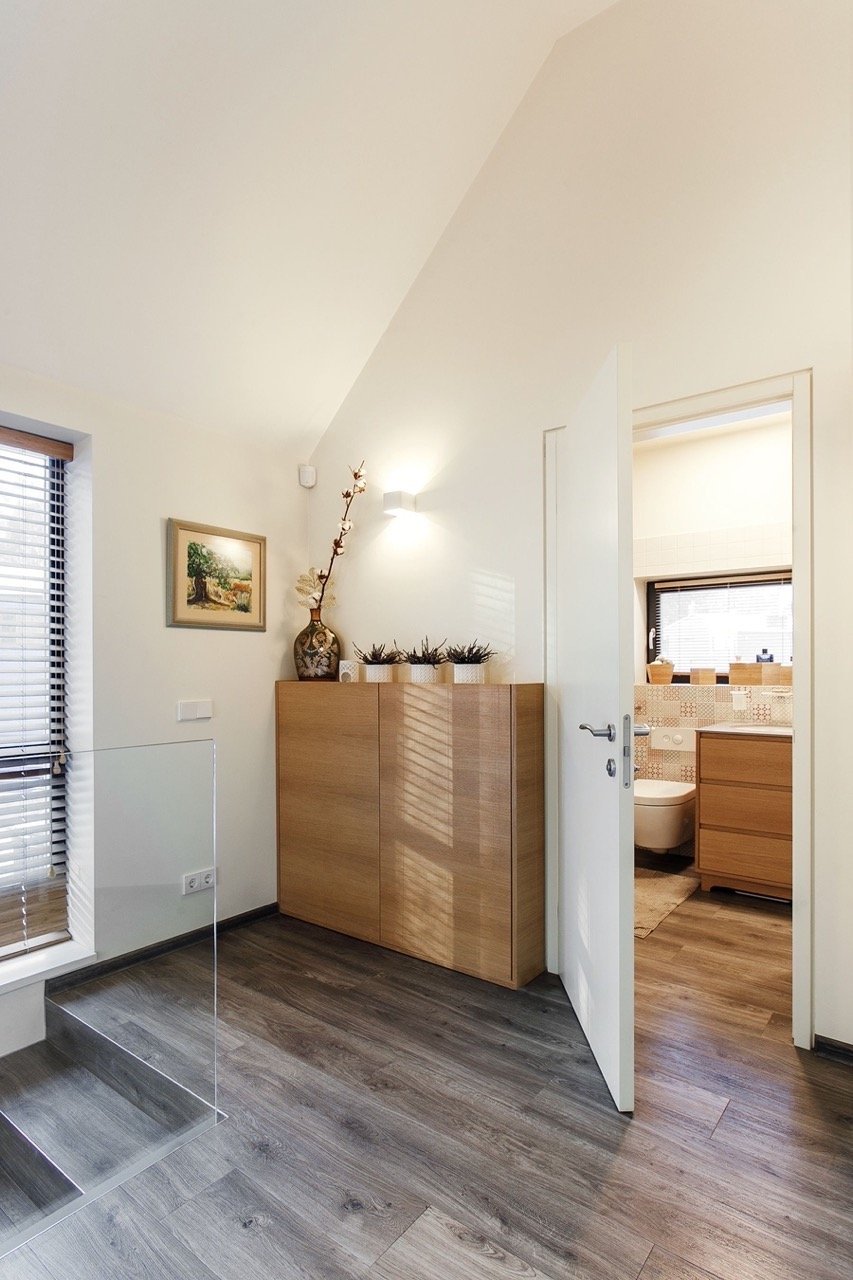 vinilinė grindų danga korido