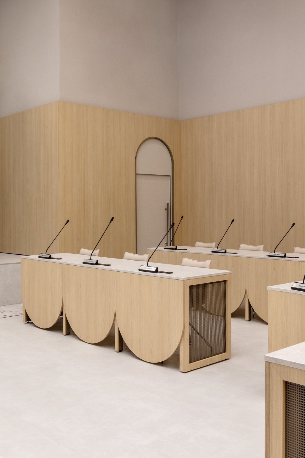 Apdailos medžiagos visuomeniniam interjerui