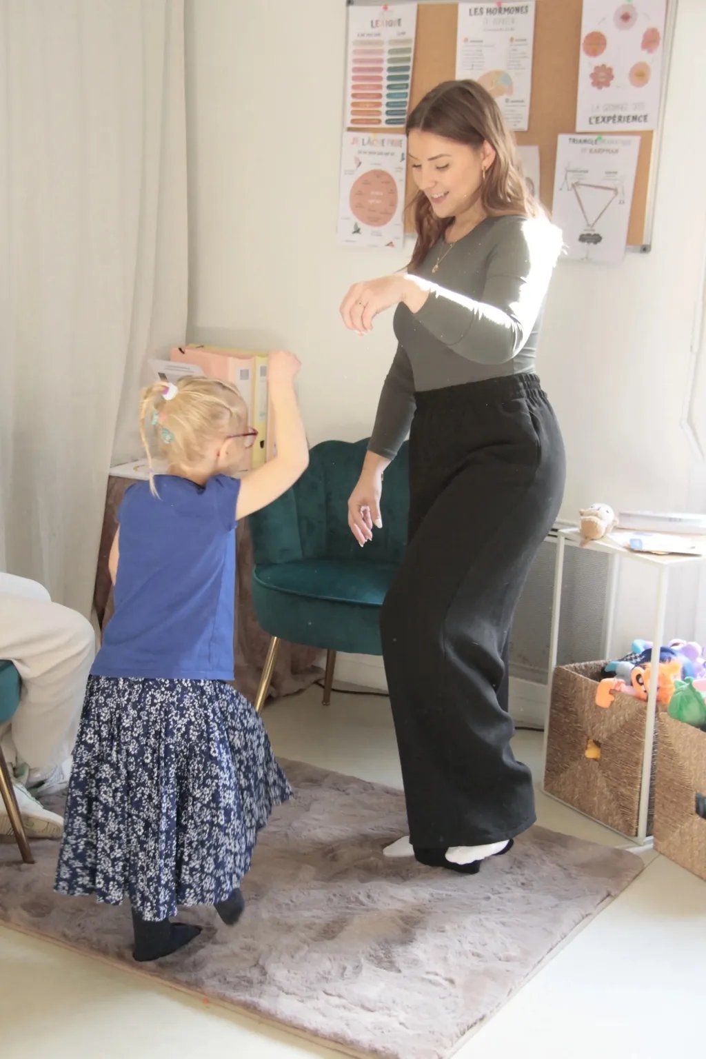 Améliorer la confiance en soi chez les enfants grâce à la kinésiologie