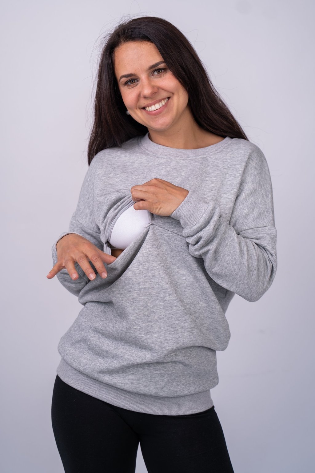 žindymo apranga, drabužiai žindančioms mamoms, žindymo džemperiai mamoms, komfortas žindant viešai