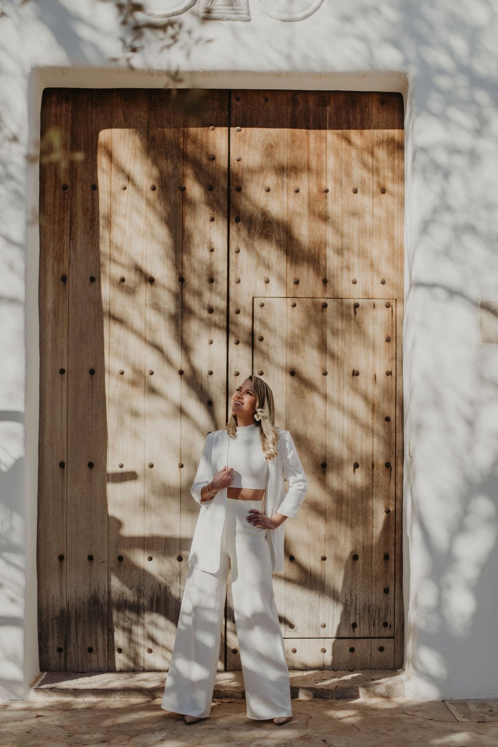 Luxury wedding singer Natalie Page preparing for a bespoke ceremony performance at a historic Europe