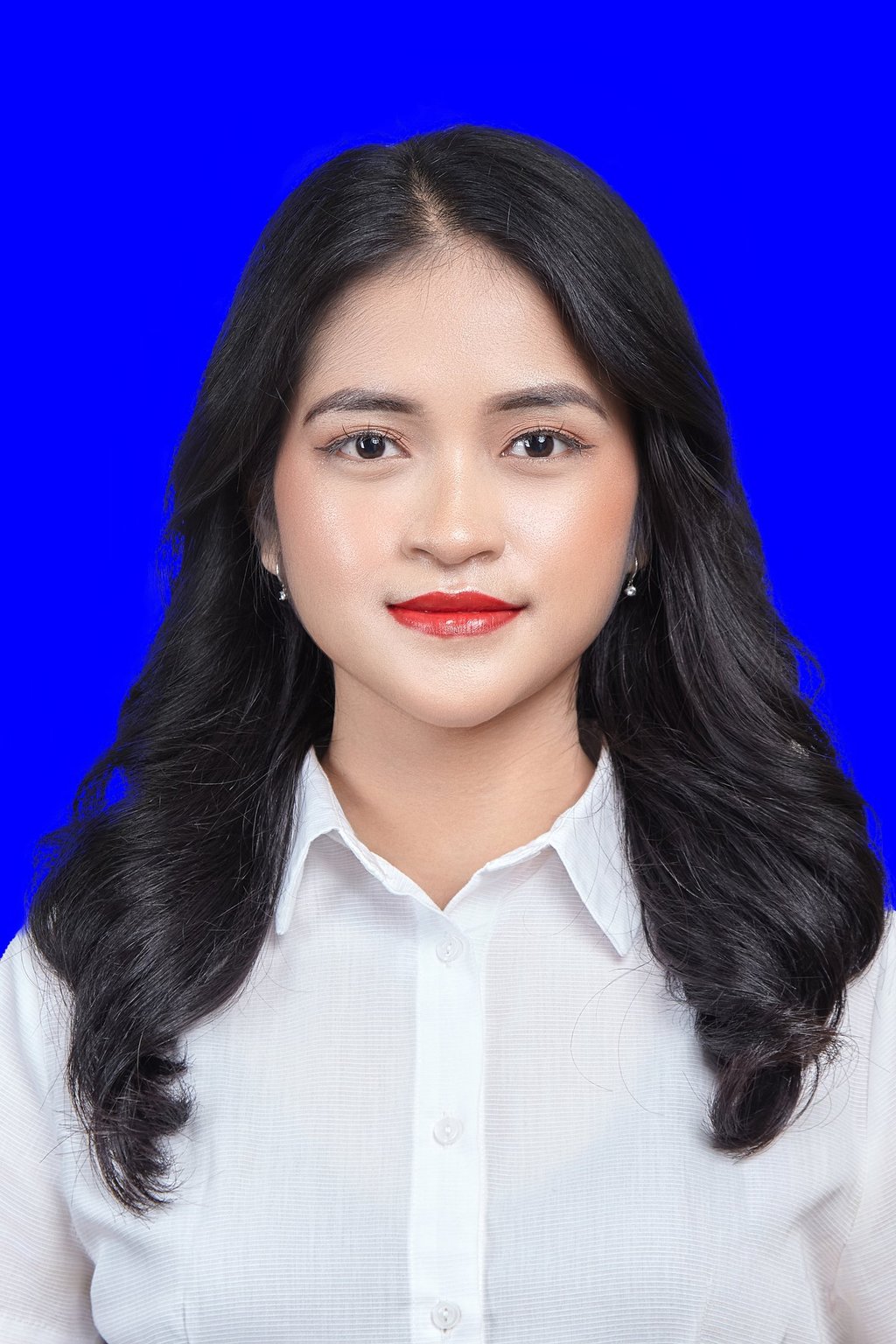 Hasil Self Foto dengan Retouch di Rafi Studio Photography