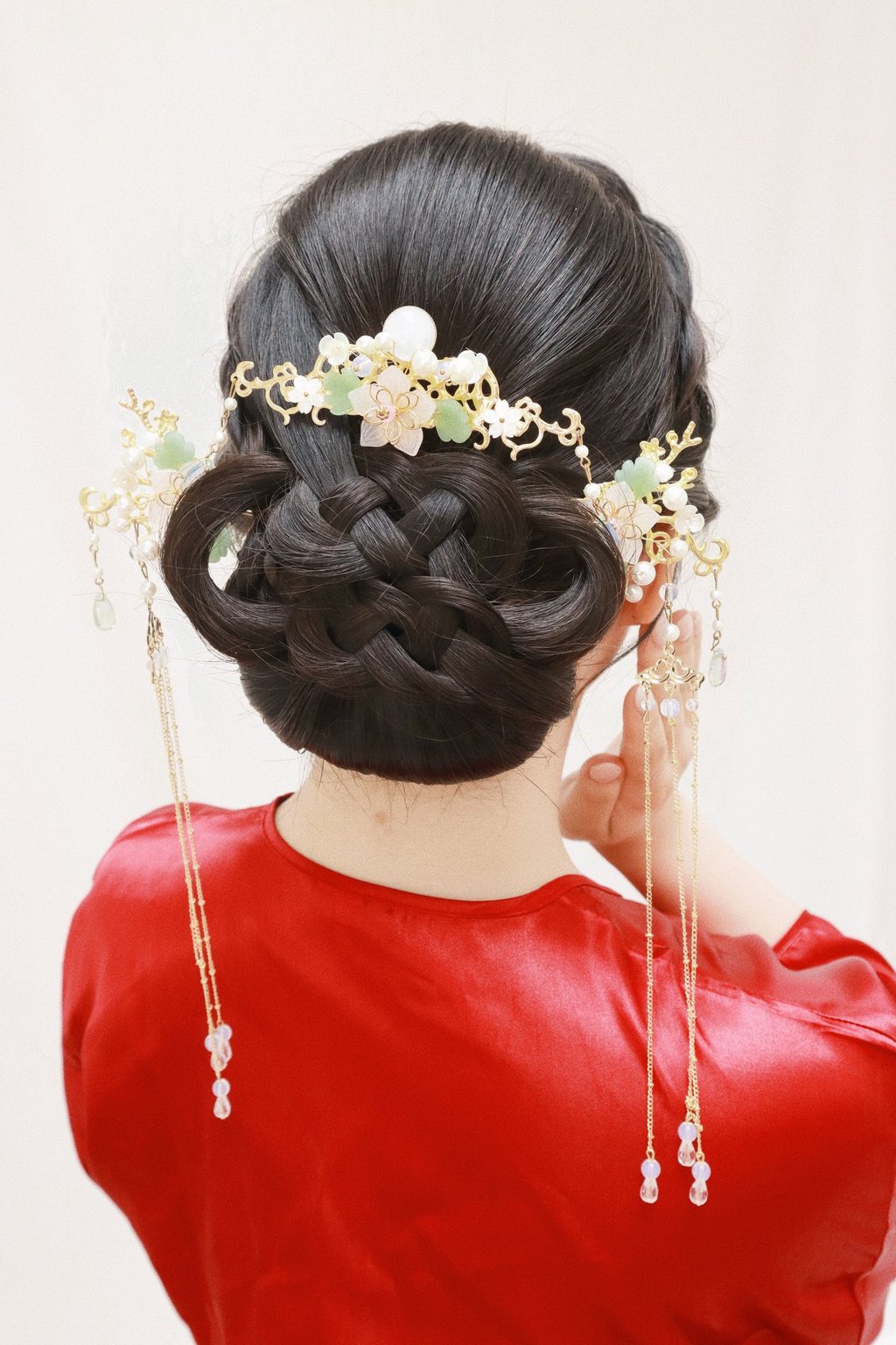 新娘裙褂同心結步搖髮型