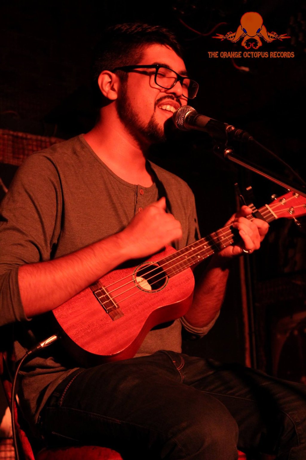 Luv Mahtani, a singer-songwriter performs at an Orange Octopus event in 2017.