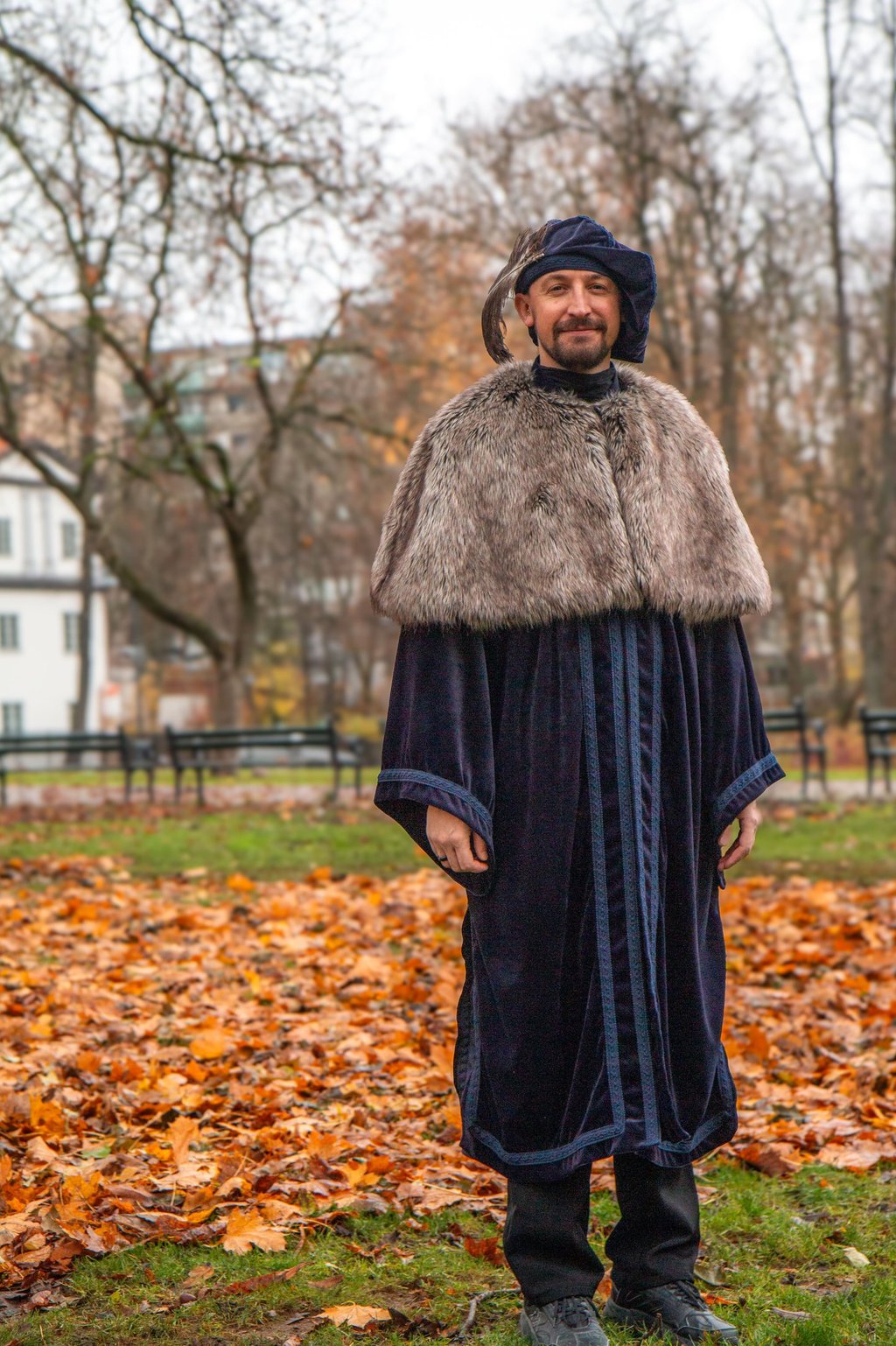 Vyriškas viduramžių kostiumas