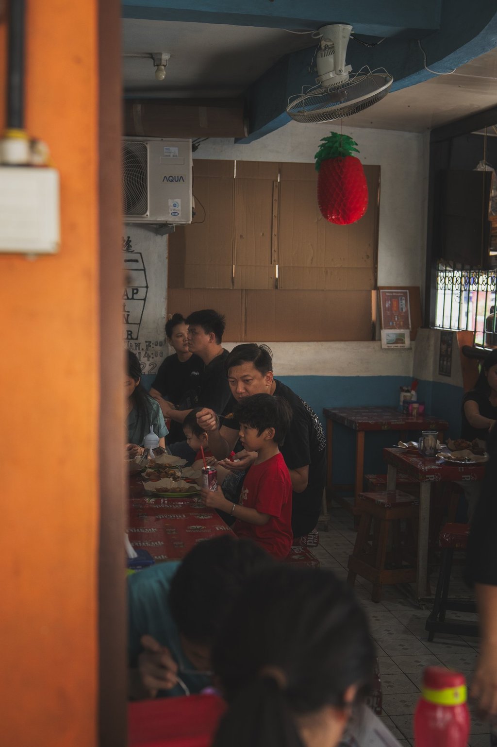 locals having breakfast at Nasi Kari Apek Loso Batam