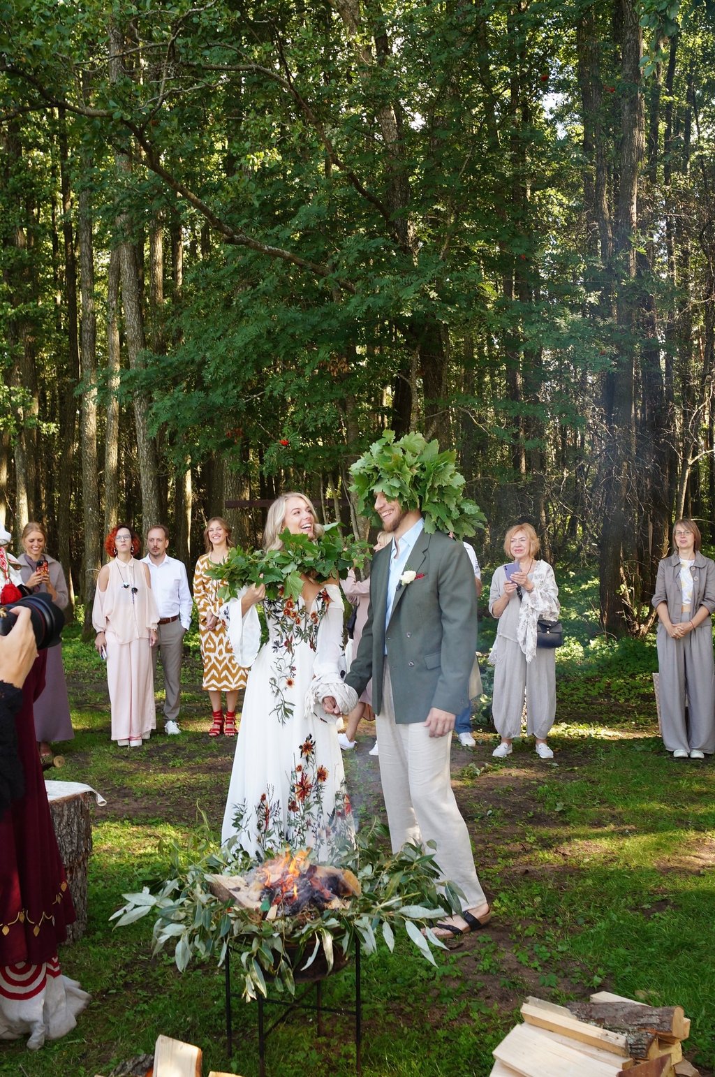 baltiška santuokos ceremonija kai vestuvės vyksta gamtoje netradiciškas formatas vestivalis