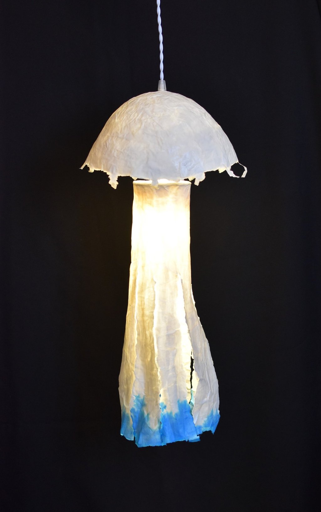suspension luminaire méduse sculpture papier Sète