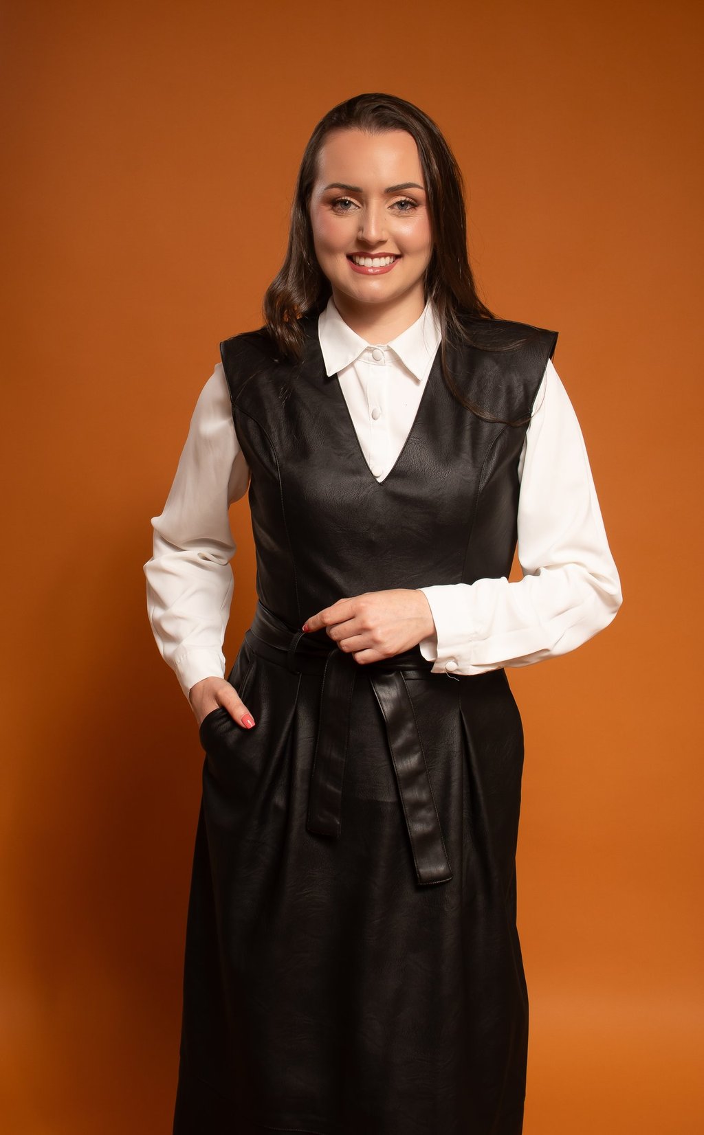 "Dra. Ana Paloma Salvador, advogada especializada em inventários em Pitanga PR