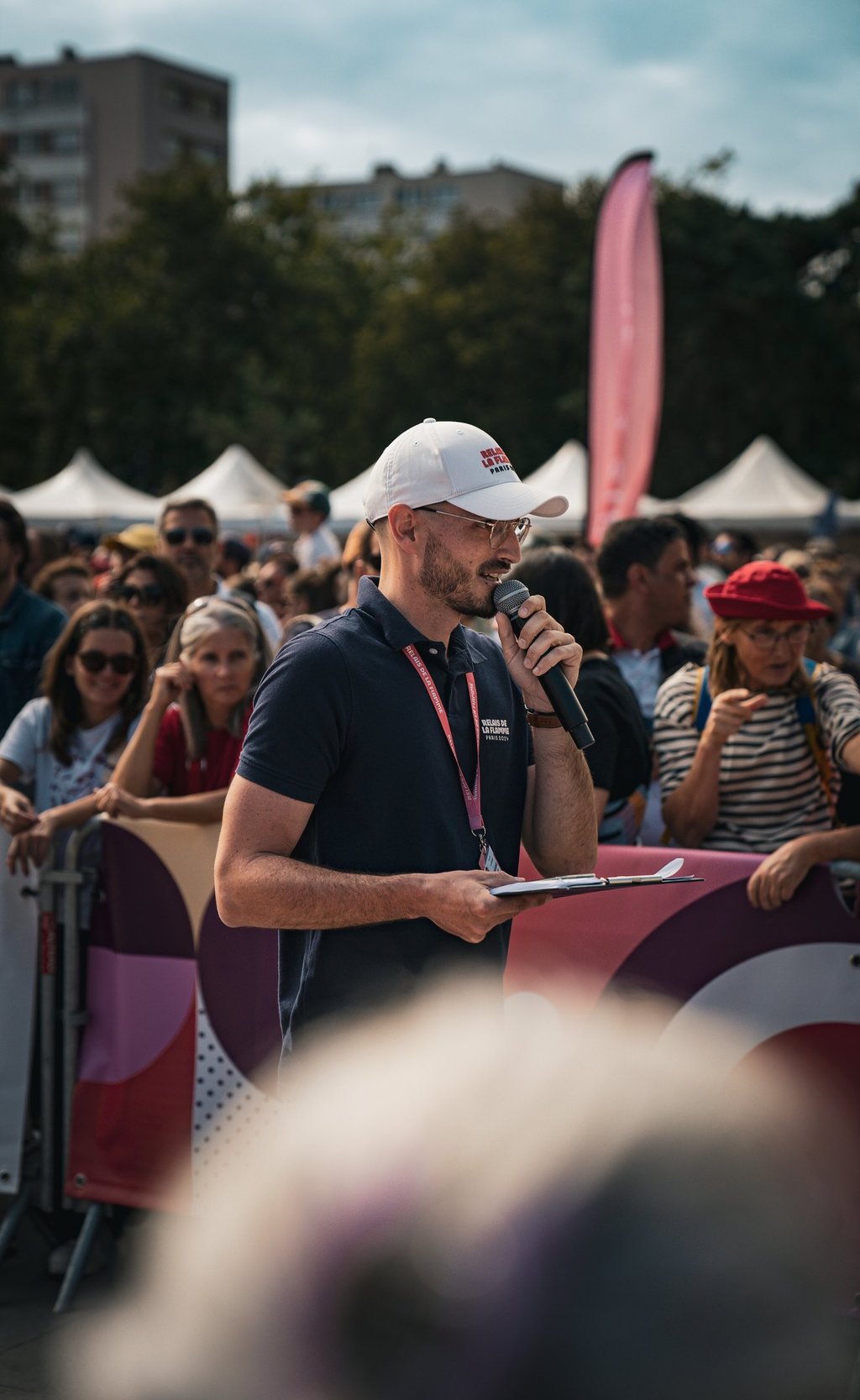 Victor Carrer, freelance événementiel sportif, régisseur, chef de projet et animateur micro. 