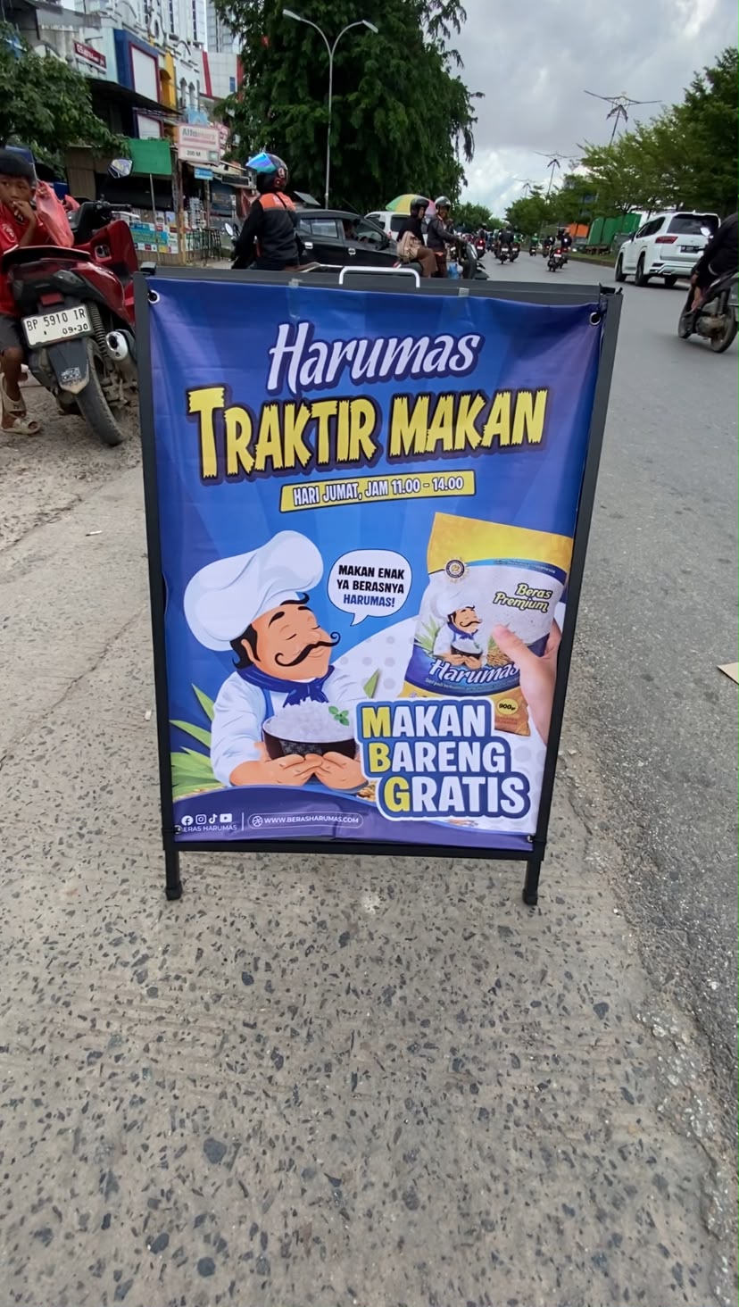 Harumas Traktir Makan