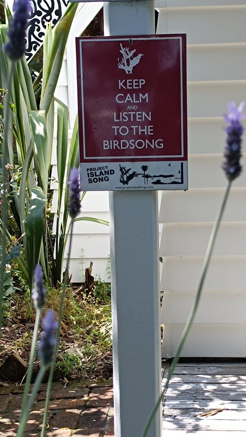 Cartel en la calle de Russell Nueva Zelanda