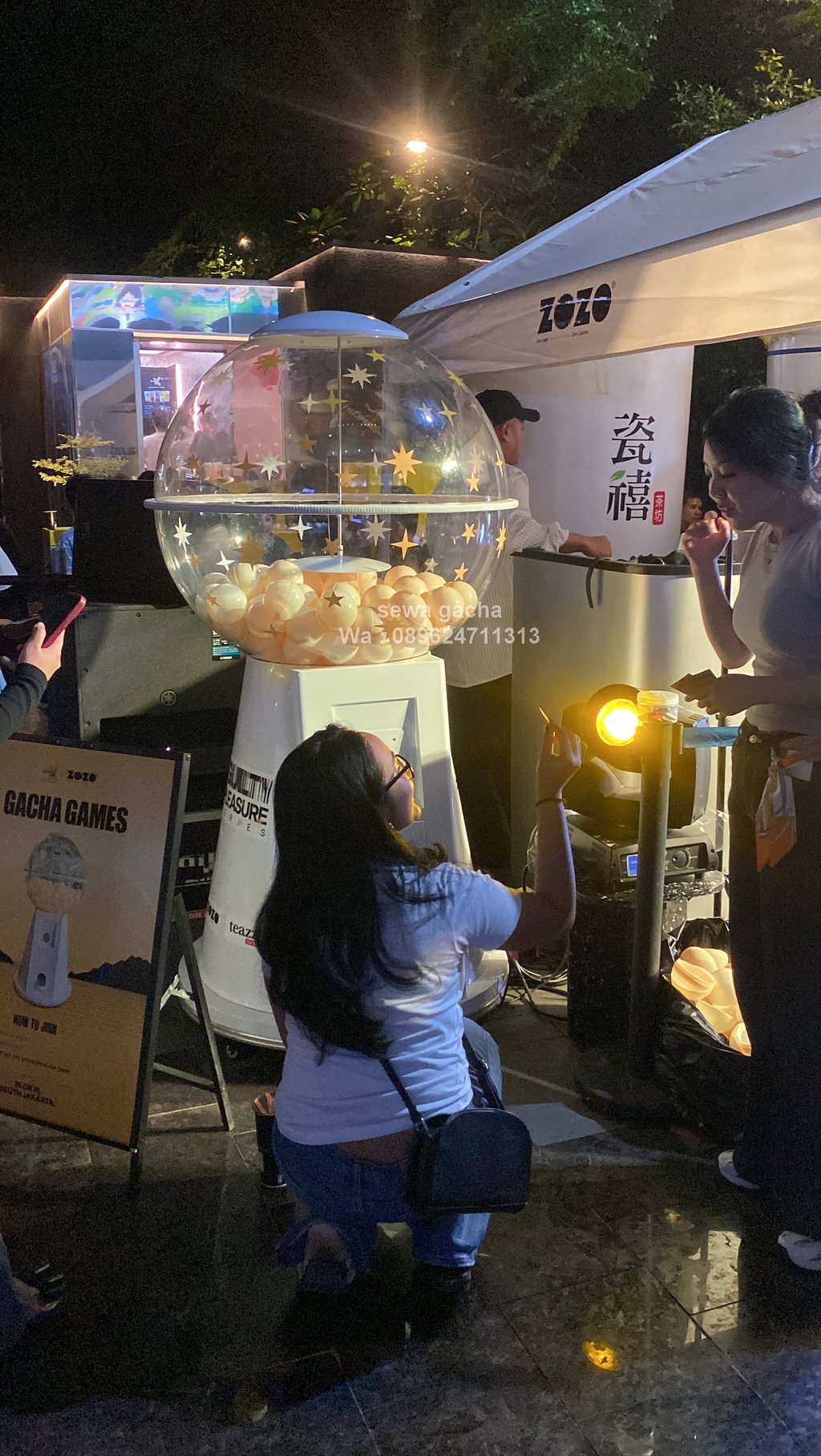 sewa mesin gacha gachapon jumbo kustomisasi