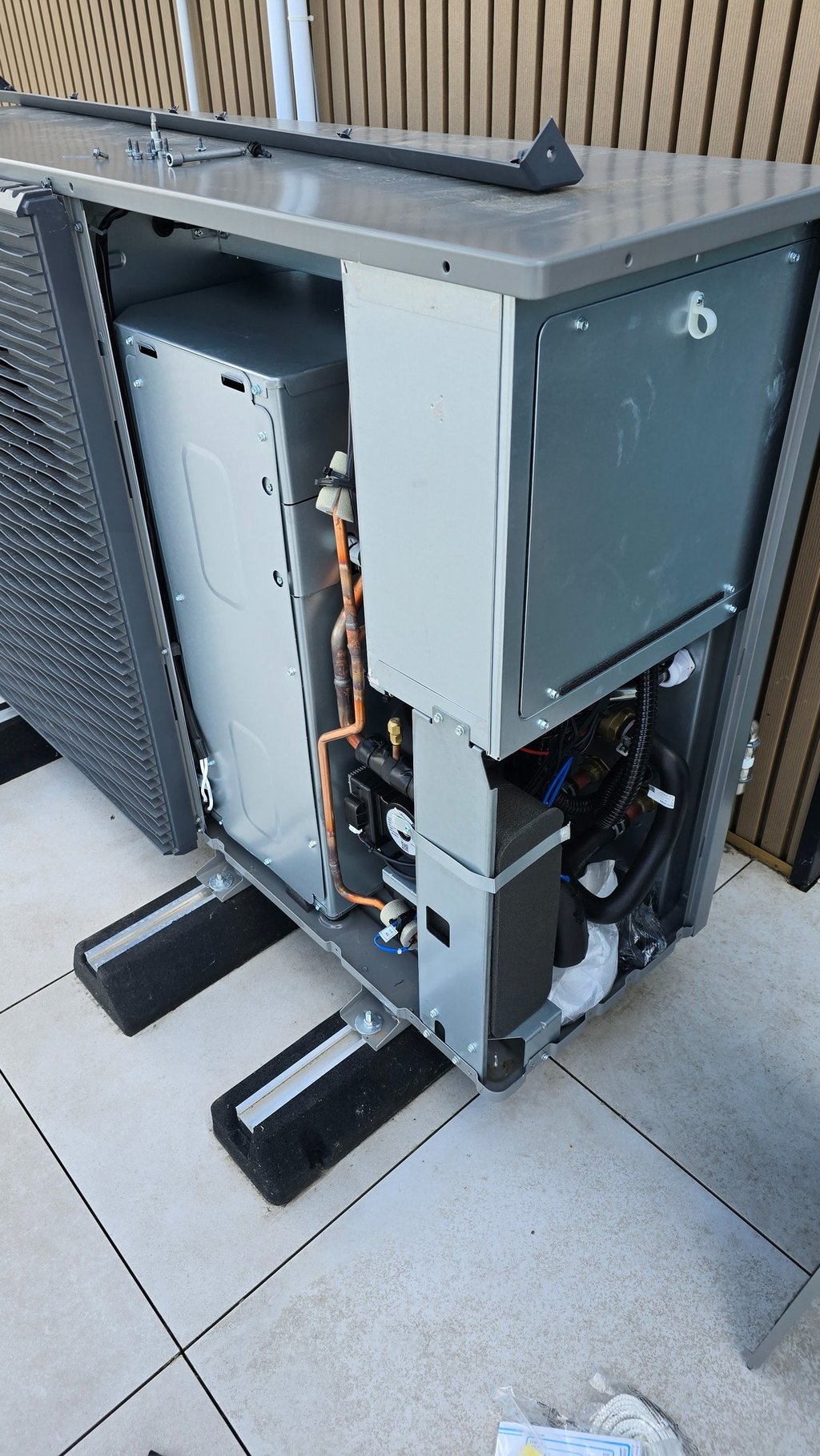 Dépannage sur pac air/eau LG R290