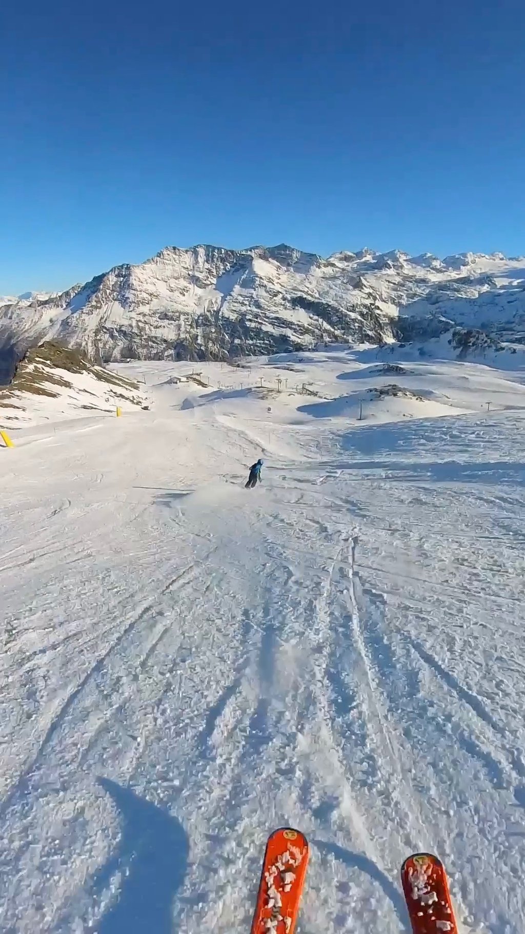 mountains skiing la thuile