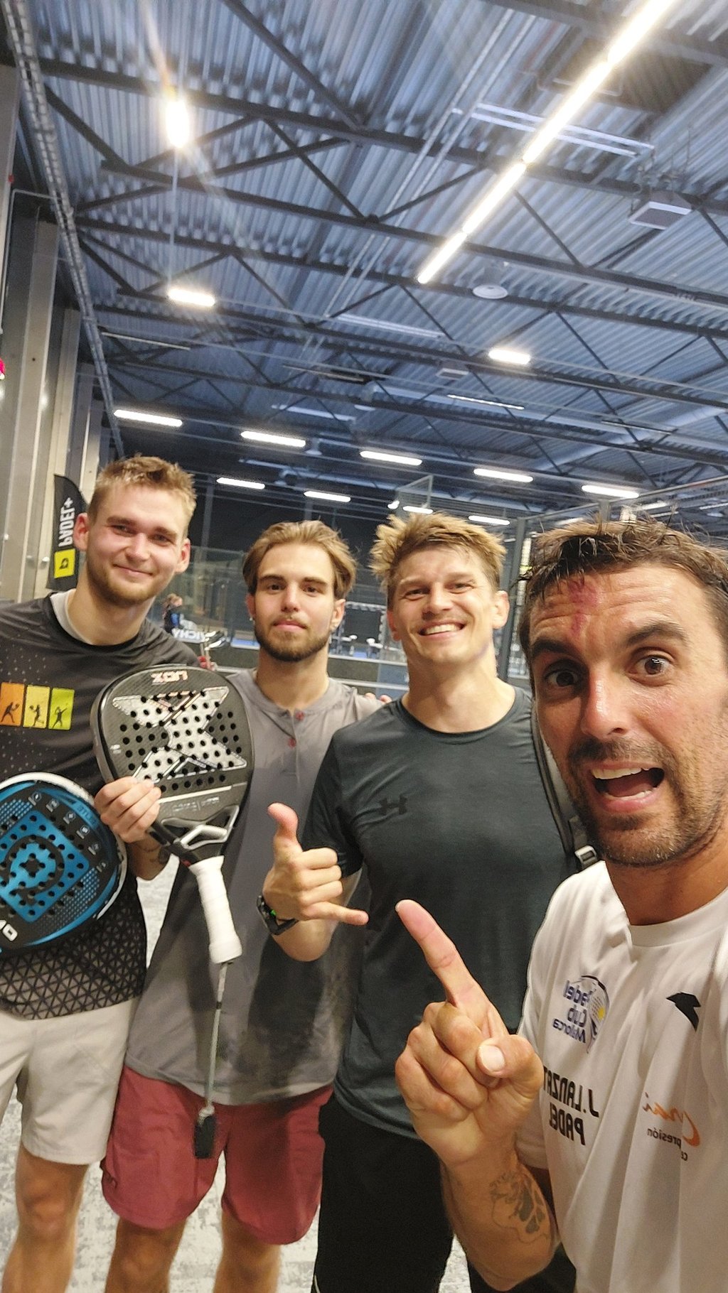 4 jugadores de padel en Estonia