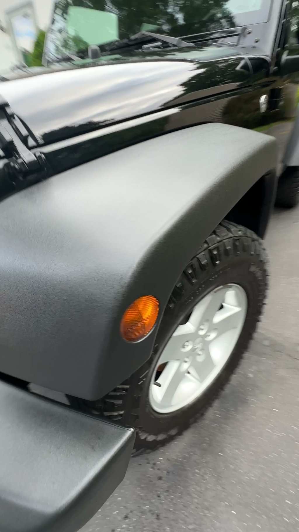restoring black trim of black jeep